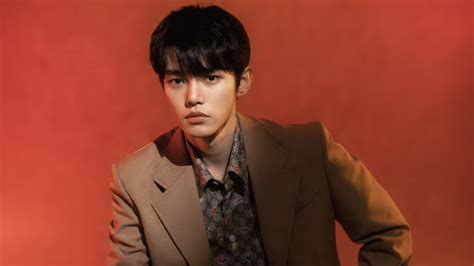 Kim Won Shik is Metro Man's latest cover star .